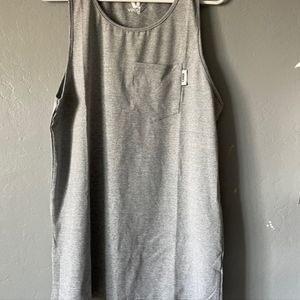 Vuori grey pocket tank top men's XL